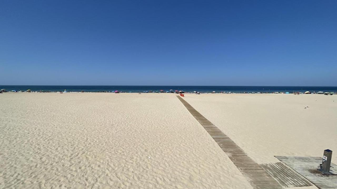 Piso De Lujo En Primera Linea De Playa Y Garaje Cádis Exterior foto